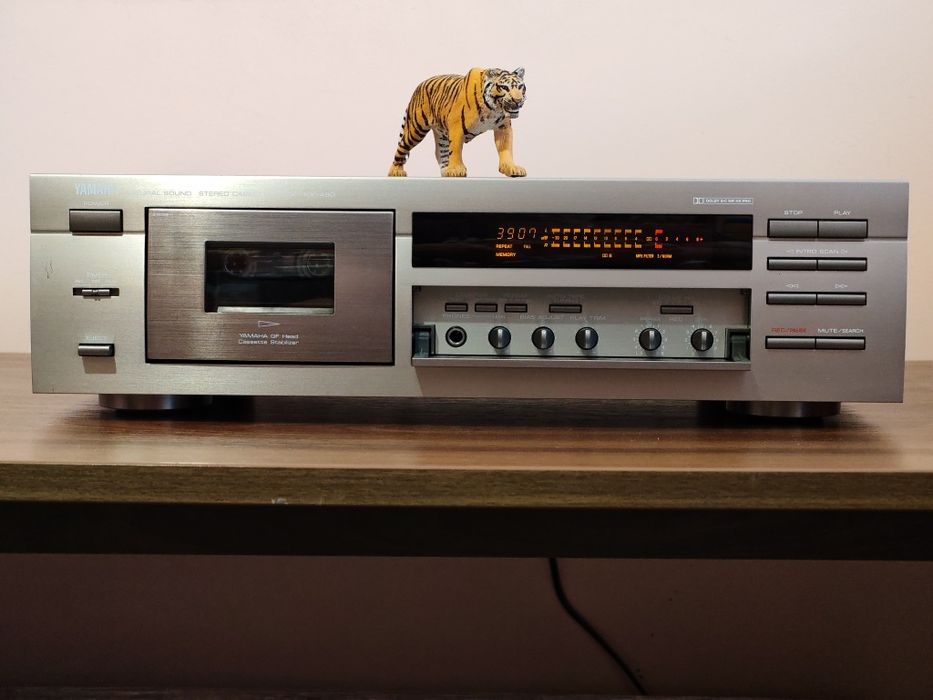 Yamaha KX-490. Un deck de calibru, adevărat. Impecabil. Preț fix !