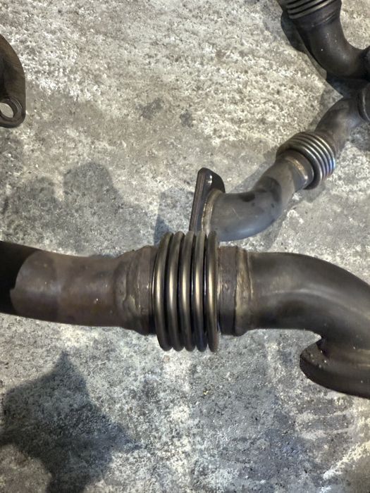 Изпускателни колектори bmw m5 f10 m6 f06 f11 бмв м5 ф10 м6 колектор