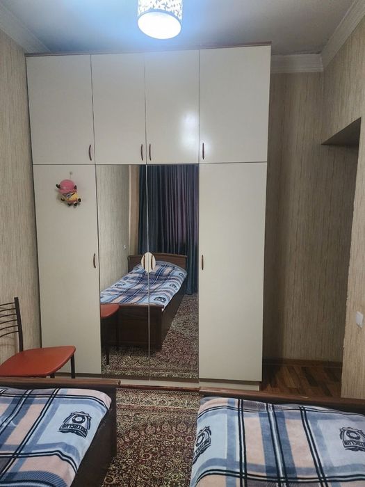 Юнусобод 18 квартал 3 /4 /4 ( СВАЯ ) срочна