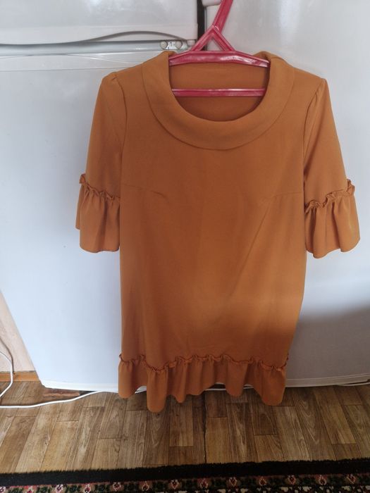 Көйлек сатылады.