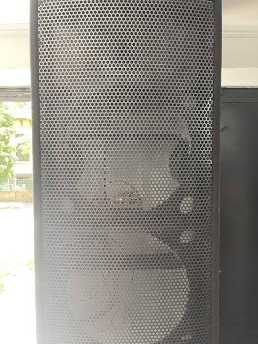 Празни кутии Peavey с драйвери wharfedale D-013A