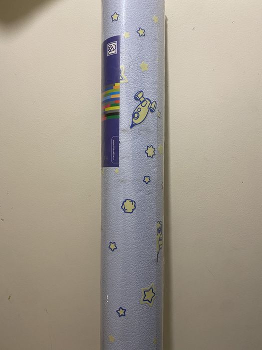 светящие в темноте обои ( для детской )