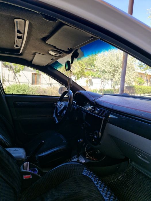 Lacetti 1.8 Сотилади