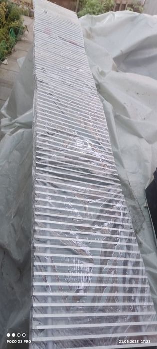 Продам решетку на канвектор