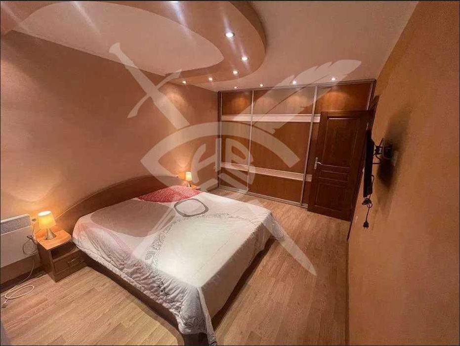 Тристаен апартамент в гр.Бургас