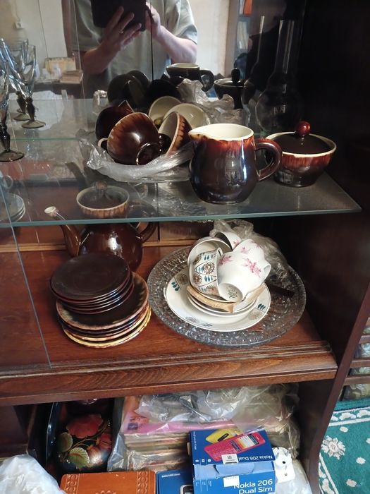 Кофейные наборы, хрустальные блюдо