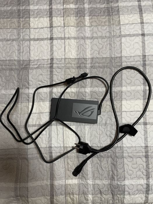 Asus rog zephyrus G16