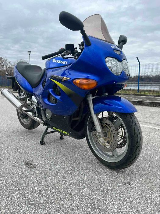 Suzuki GSX 600F