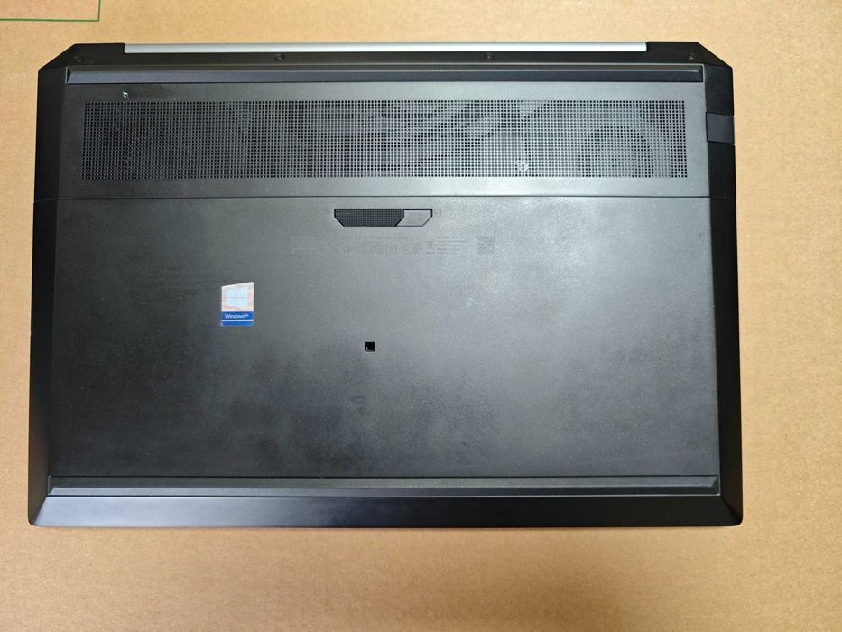 Продавам HP Zbook 15 G5