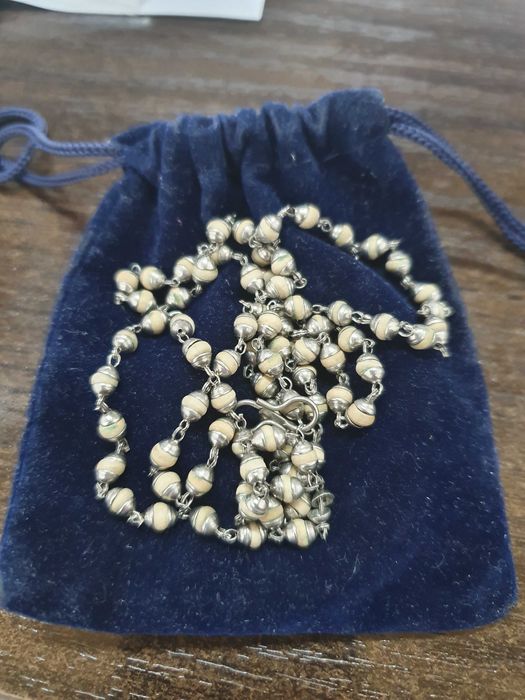 Туласи в серебре, длина 65 см