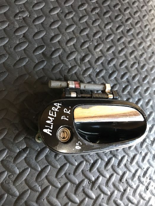 Външна дръжка за предна дясна врата черна за Nissan Almera N16 (2002) SA830613