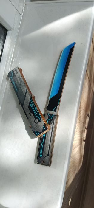 Деревянный игрушечный нож танта в чехле