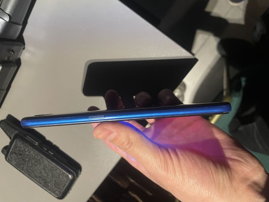 Продам телефон Oppo a5s