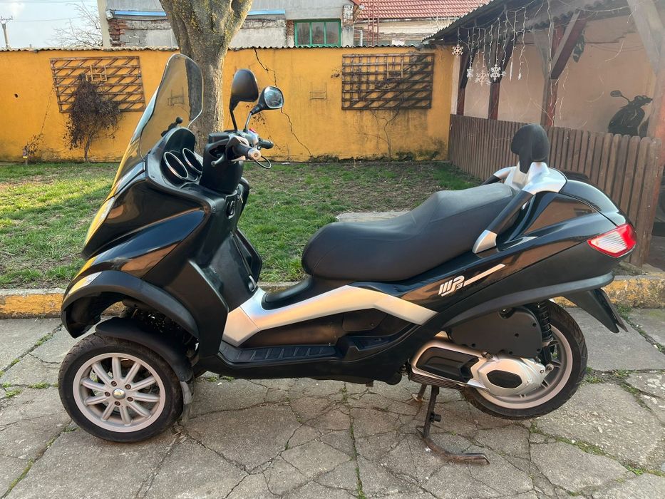 Piaggio MP3 300cc