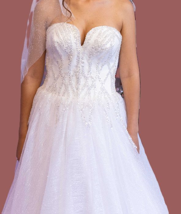 Булчинска рокля.