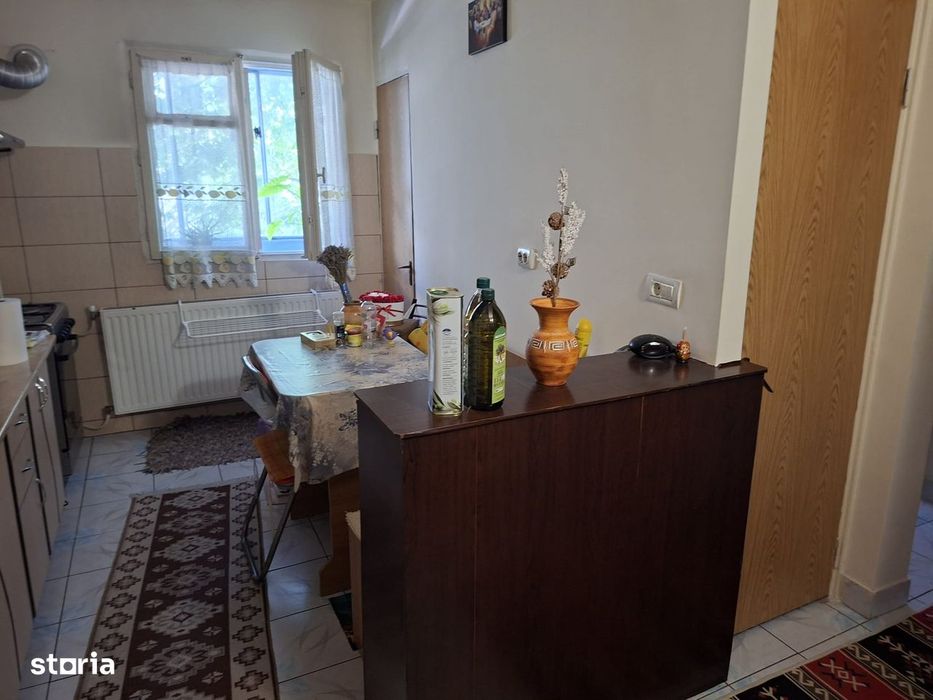 Apartament cu 2 camere de vanzare in zona Rahova, Vicina