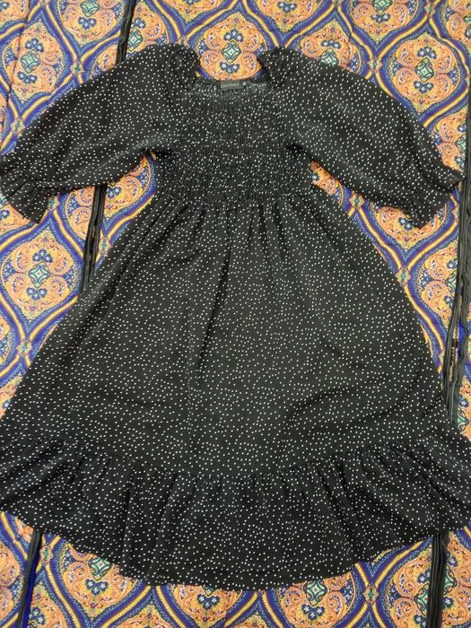 Yozgi bahorgi koʻylak.Sifati yaxshi .Havo yaxshi oʻtkazadi