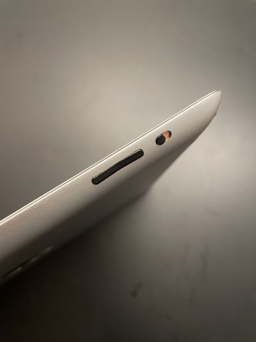 Рабочий Планшет Айпад Apple iPad 3 MD369RS/A WI-FI 4G 12GB