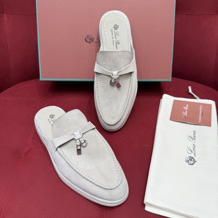Papuci Loro Piana