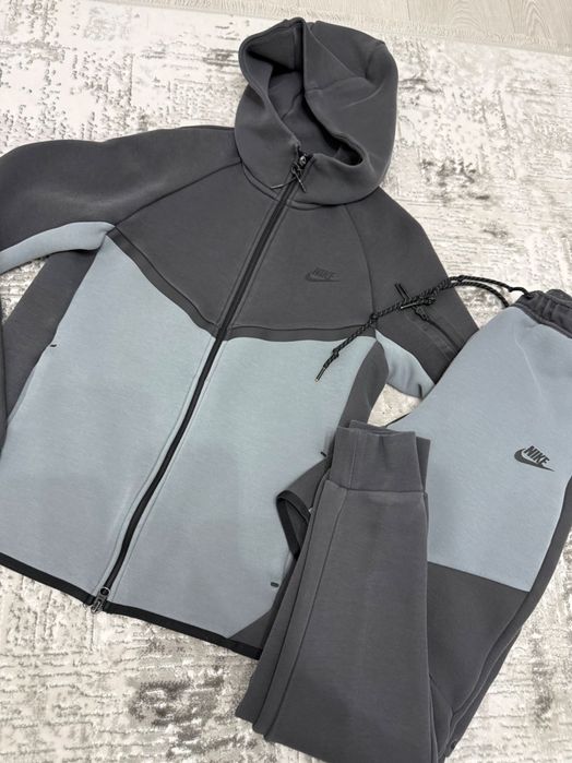 Оригинален Nike Tech размер 158-164