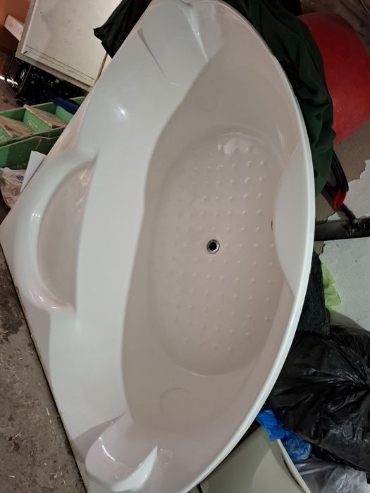 ванна в отличном состоянии