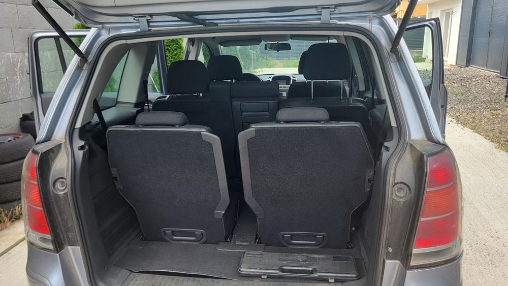 Opel Zafira din 2006 1.9cdti euro 4 cu clima