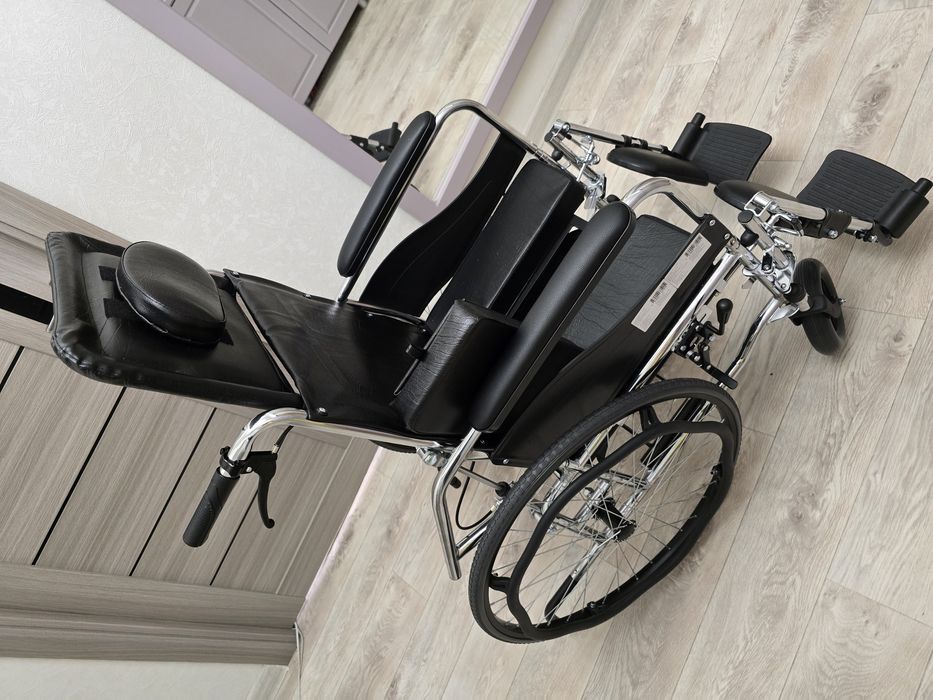 Продам коляску инвалидную