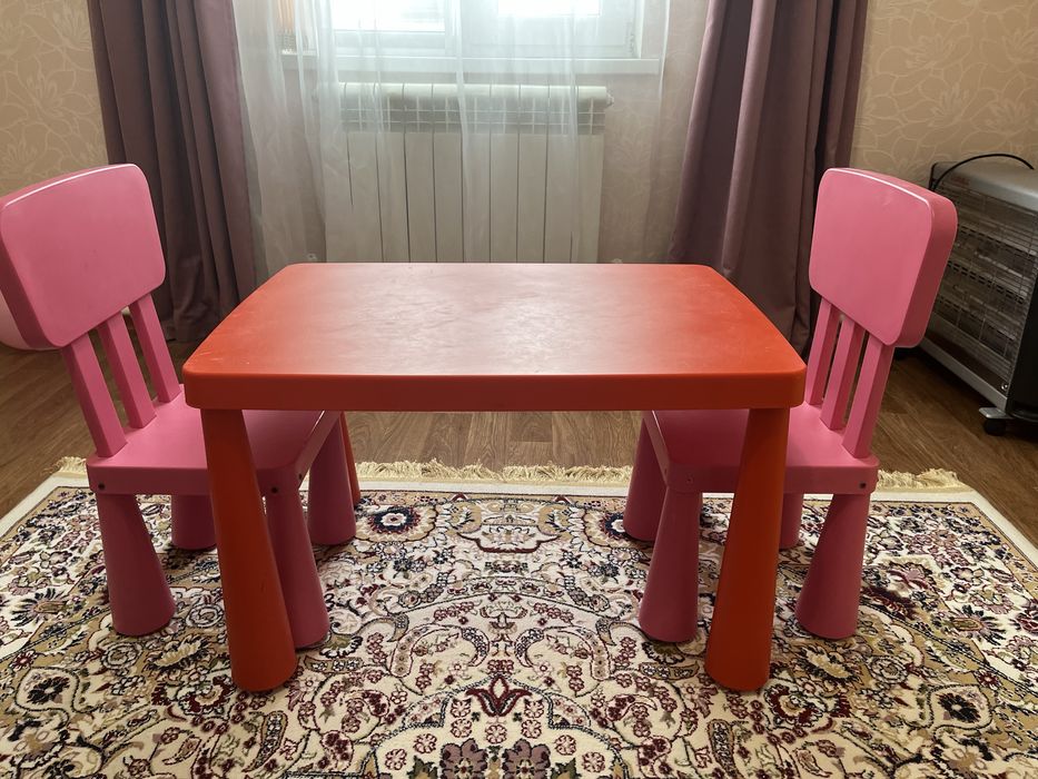 Детский стол и стулья икеа