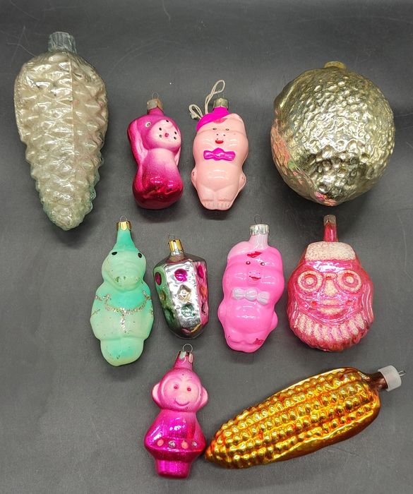 Ёлочные стеклянные игрушки