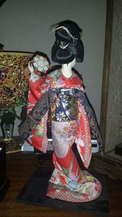 Японска колекционерска кукла Гейша