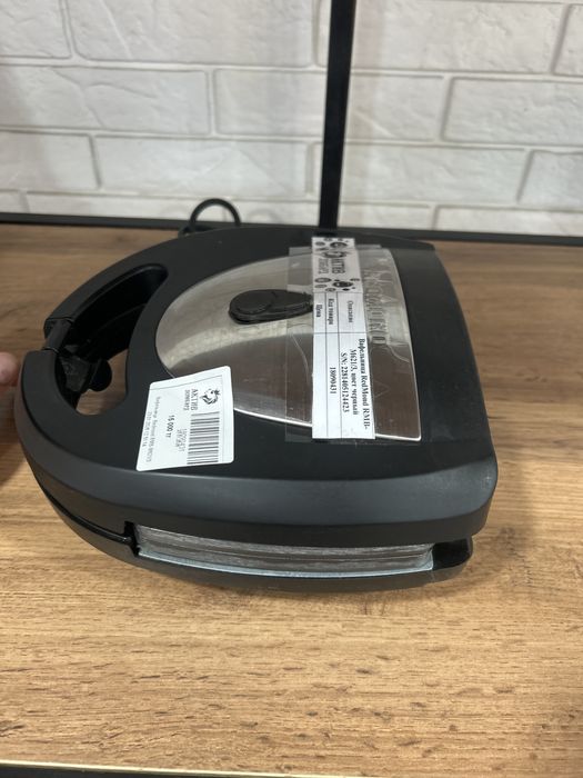 Вафельница Redmond