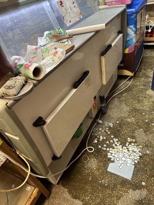 Vitrina frigorifica mezeluri