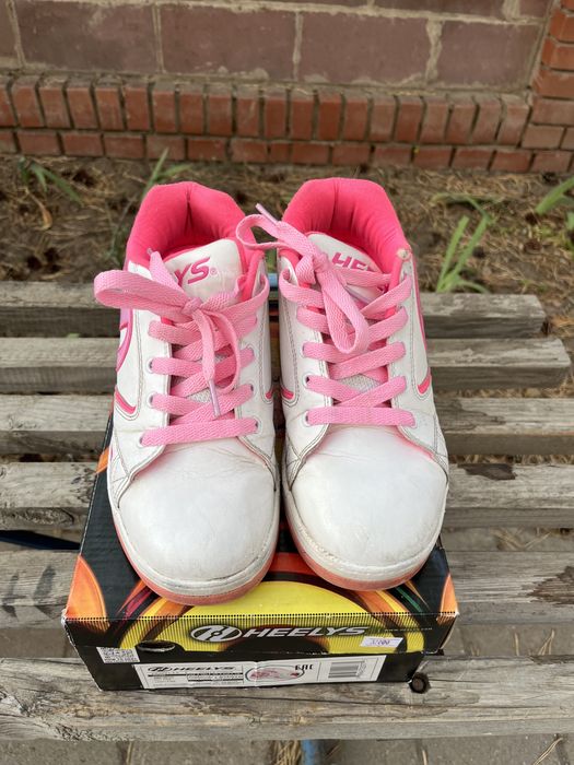Кроссовки-ролики Heelys