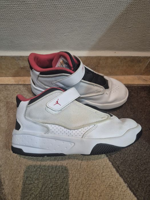 Adidasi jordan  copii
