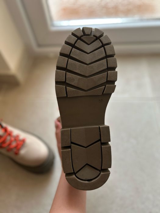 Зимни боти Reserved