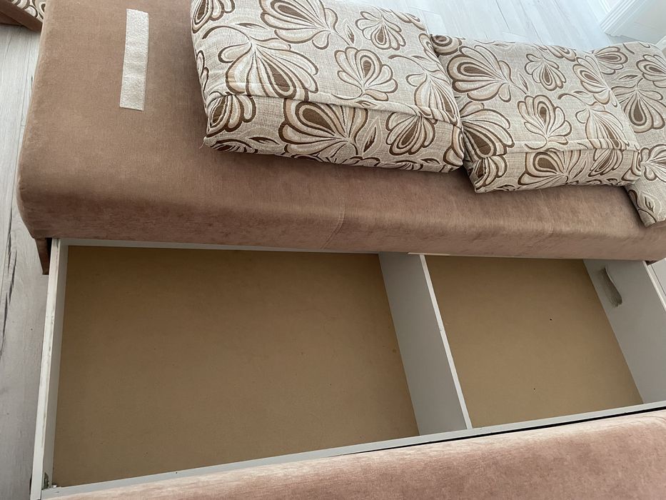 Продам диван в отличном состоянии