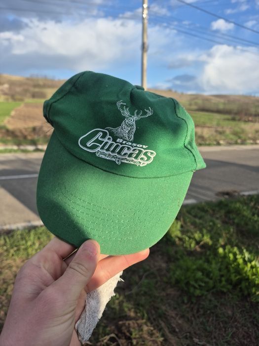 Vând șapcă Ciucaș