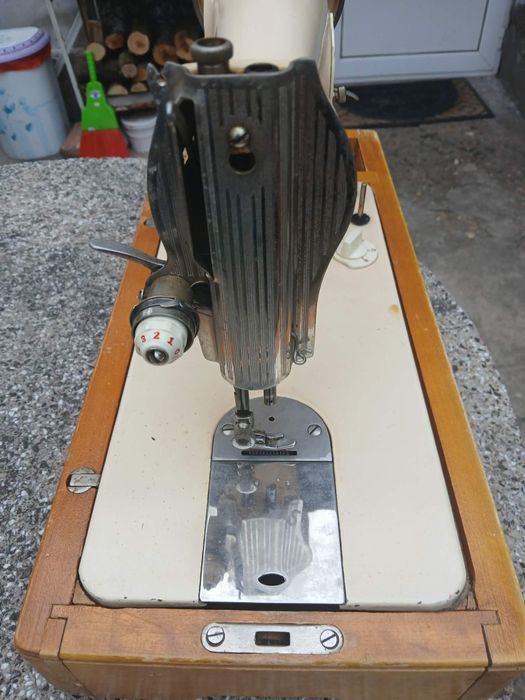 Шевна машина за сериозни може лек коментар