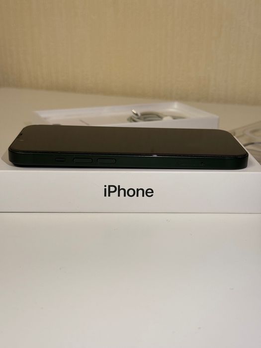 iPhone 13 128GB Green