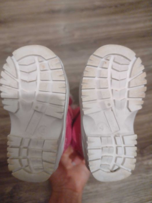 Детски ботушки и боти