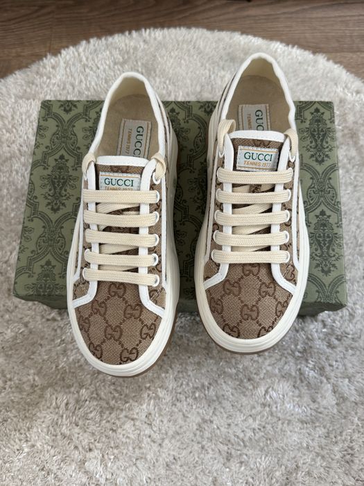 Дамски обувки Gucci 38 НОВО
