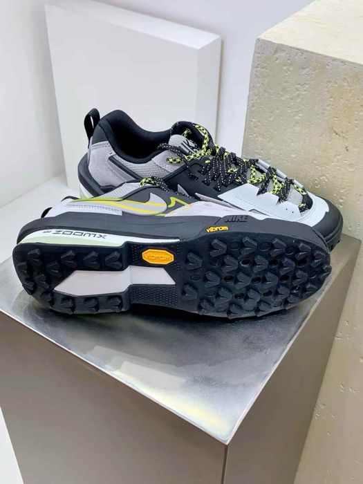 Нови мъжки маратонки Nike sacai x Zegamadome Matte Silver Tour Yellow