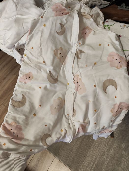 Продавам одеала, пелени и 2 чувалчета за спане