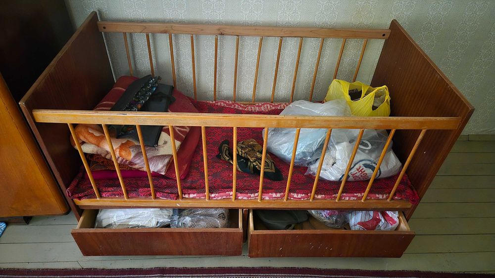 Детско дървено легло / кошара