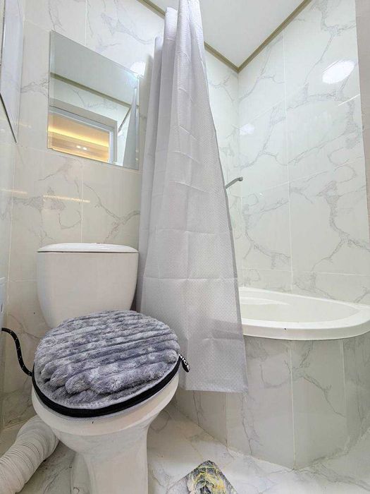 Продаётся уютная квартира с авторским ремонтом