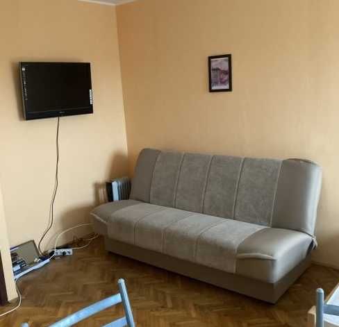 Дава се под наем Двустаен апартамент в Пловдив, Център - 41 кв.м за 142.8 € - Снимка #1