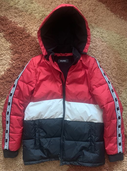 Vand haine de iarna copii, foarte putin purtate.