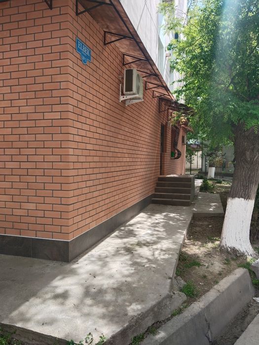 Продается квартира с евро ремонтом!  Можно под офис!