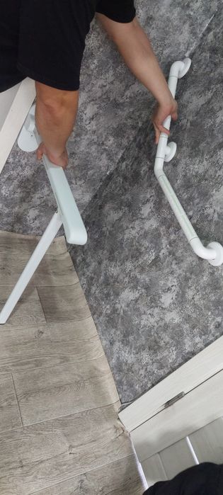 Продам поручни для инвалидов