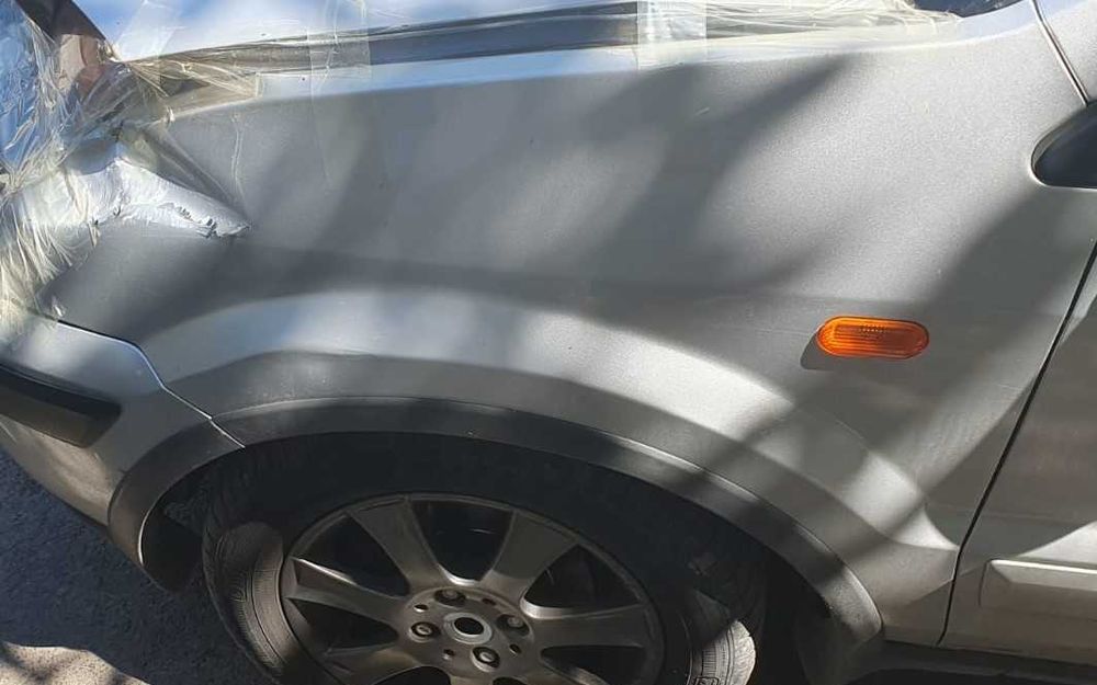 Aripa fata stanga Ford Fusion 1.6 Diesel 2009 fara bandou